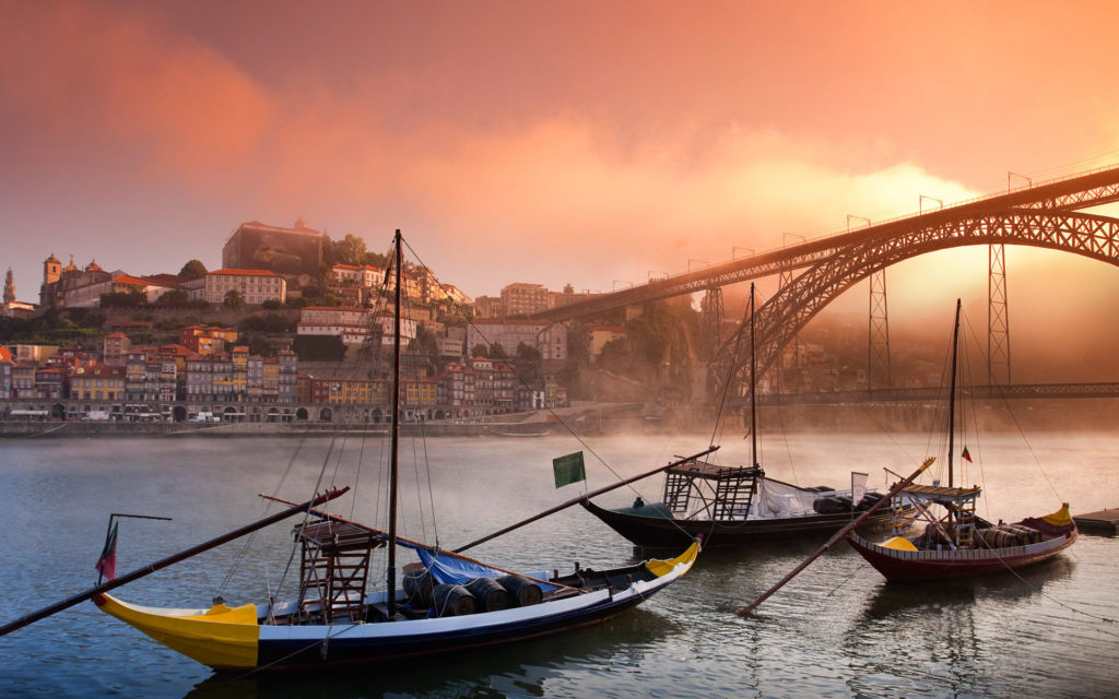 Landscape in Douro River, Porto.